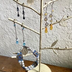 Bundle of 3 sets of earrings and a bracelet